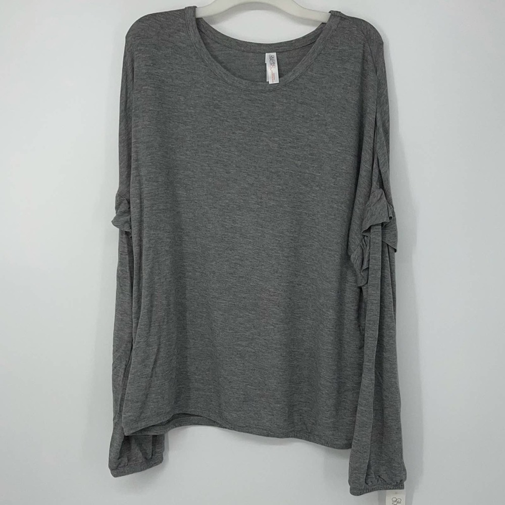 GILLIGAN & O'MALLEY GRAY STRETCH CHIC LOUNGE TOP MEDIUM